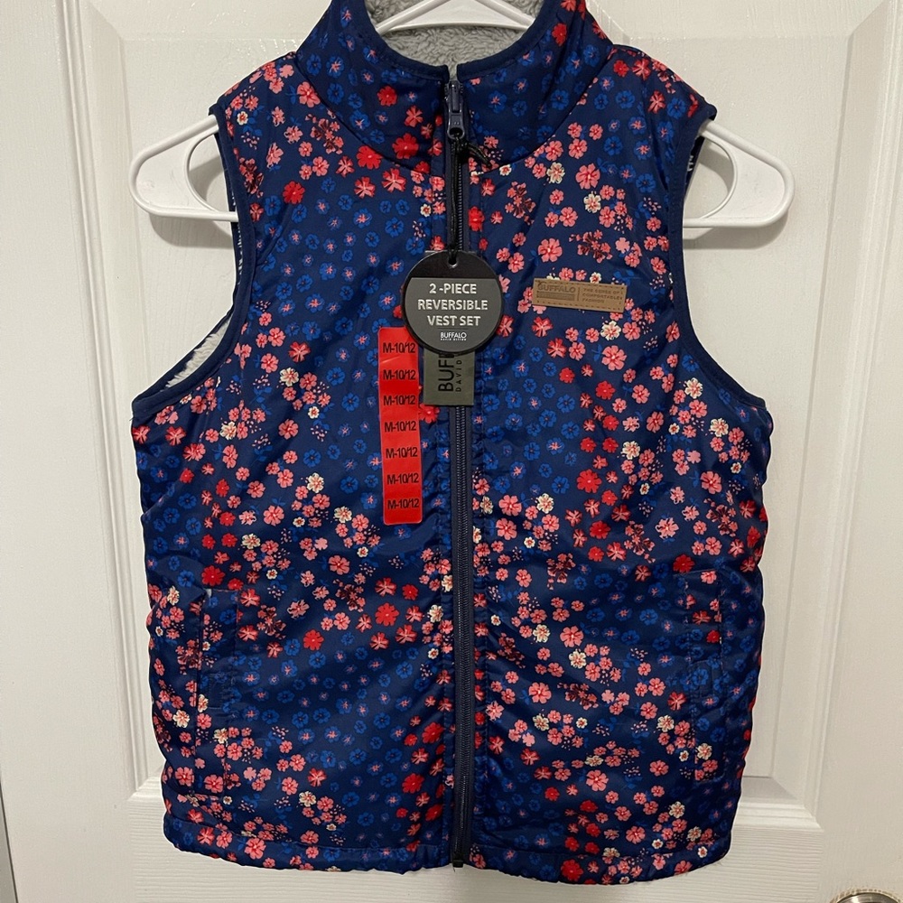 NEW Buffalo David Bitton Girl's Reversible Floral/Sherpa Puffer Vest M 10/12